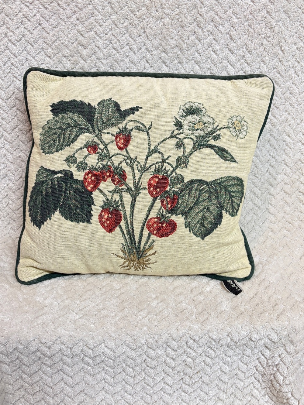 Vtg Newport Woven Tapestry Strawberry Throw Pillow Cottagecore Forest Green
